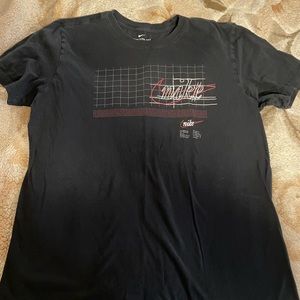 The Nike Tee - Nike Short Sleeve Shirt - Black - Medium